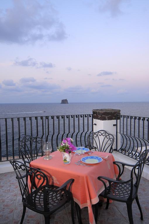 Hotel Villaggio Stromboli - Isola Di Стромболи Экстерьер фото