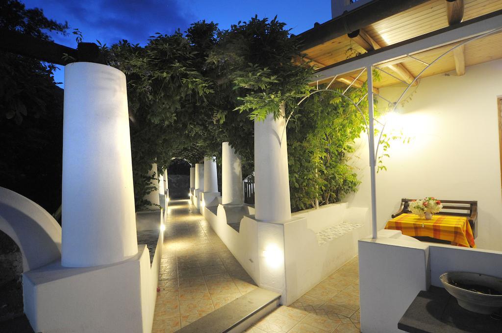 Hotel Villaggio Stromboli - Isola Di Стромболи Экстерьер фото