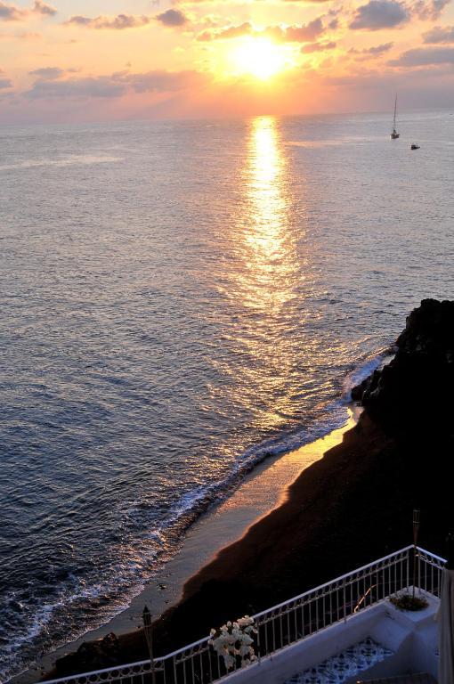 Hotel Villaggio Stromboli - Isola Di Стромболи Экстерьер фото