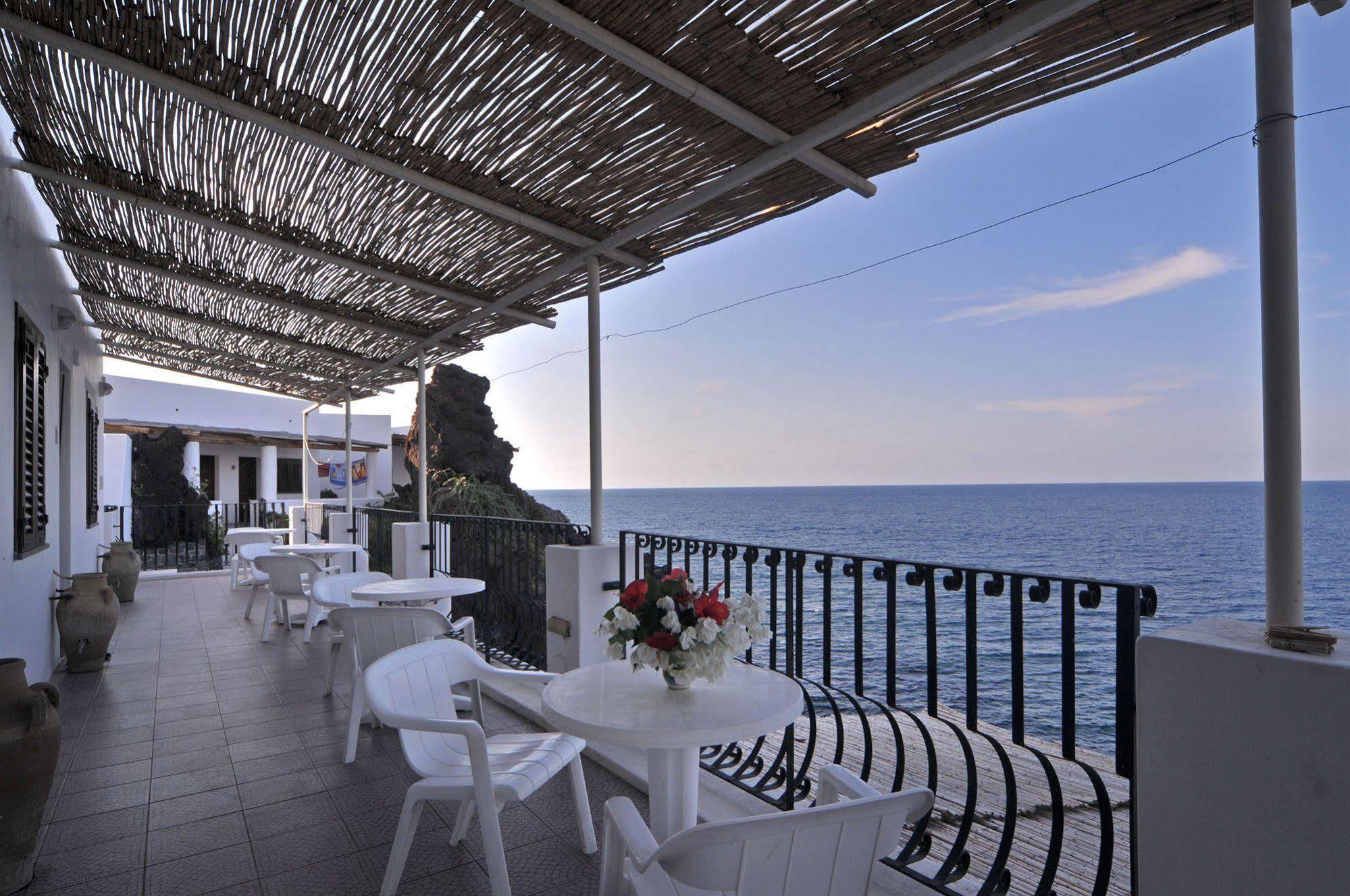 Hotel Villaggio Stromboli - Isola Di Стромболи Экстерьер фото