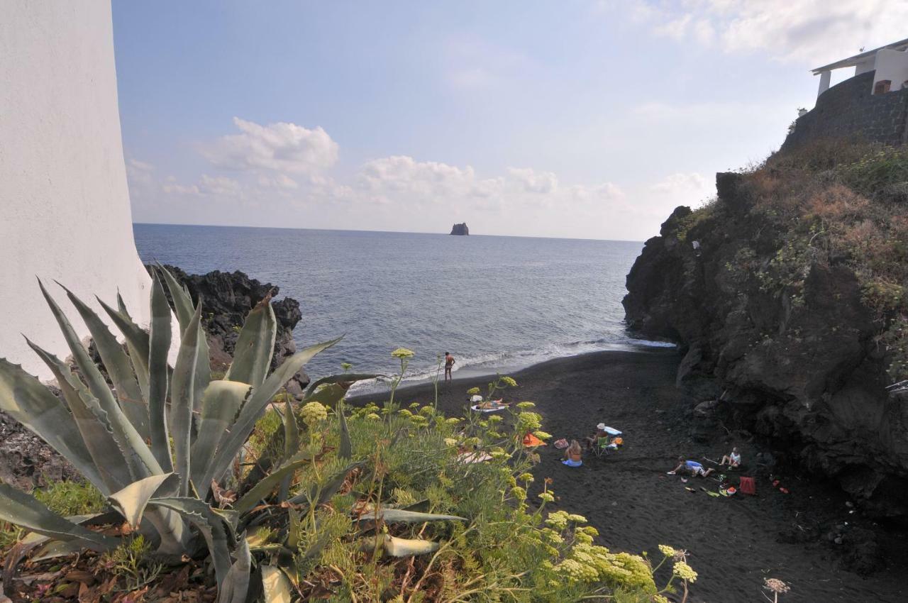 Hotel Villaggio Stromboli - Isola Di Стромболи Экстерьер фото