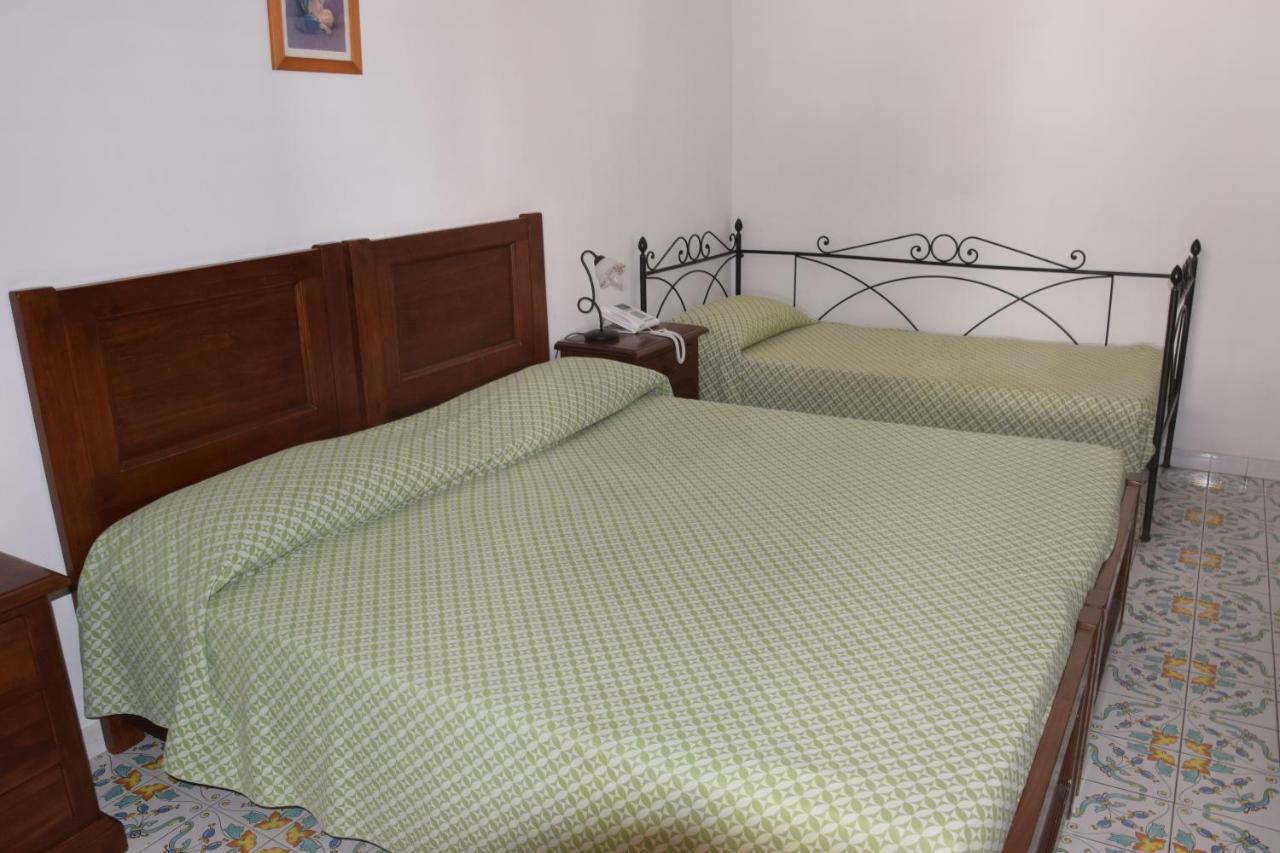 Hotel Villaggio Stromboli - Isola Di Стромболи Экстерьер фото